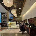 Platinum By Luxury Suites
